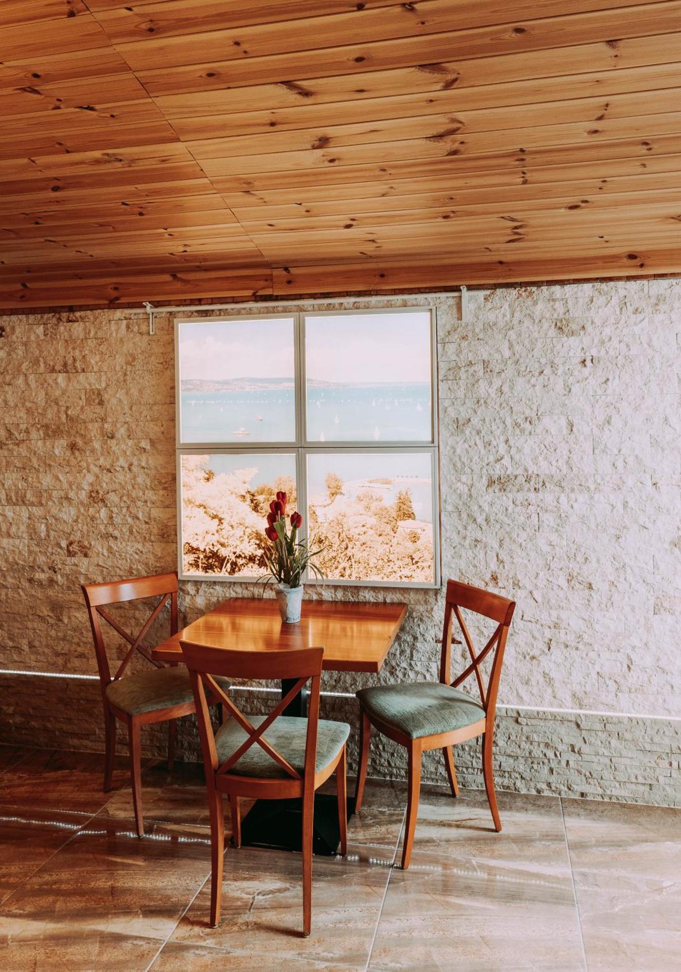 8 -As Apartman Balatonfenyves Exterior foto